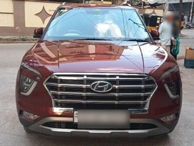 https://images10.gaadi.com/usedcar_image/3465711/original/z_blur_img_647daf3190f8c_1685958449.jpg?imwidth=6400