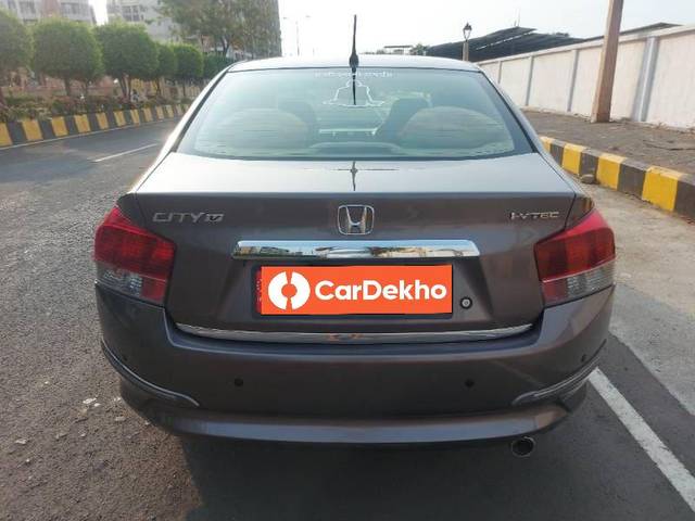 https://images10.gaadi.com/usedcar_image/3465718/original/e21309b6-7e33-4709-8f80-c168a8720c62_356c0c74-e508-4364-a97b-3d9b3d3f3d7f.jpg?imwidth=6402