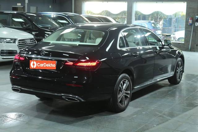 https://images10.gaadi.com/usedcar_image/3465853/original/usedcar_img_20230503_wa0271_257331685859977_1685860036_c859abb6-aee0-4c73-8b9f-368891716150.jpg?imwidth=6401