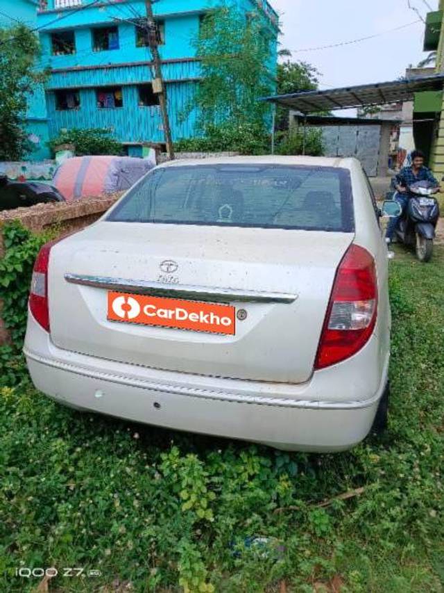 https://images10.gaadi.com/usedcar_image/3465998/original/c74a1409-c5df-4ba4-bff7-34775c22e89e_f9b904ec-2aa3-4a40-912b-2ce9b130eebd.jpg?imwidth=6401