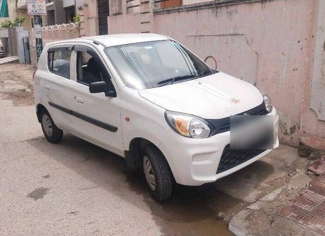 https://images10.gaadi.com/usedcar_image/3466052/original/c6ab3e65-9a66-42a0-b6d5-236748c33e61-VCC_1741102_116_1685271362_50285e7b-afe7-4775-9ed2-5e7a41fa89a4.jpg?imwidth=6400