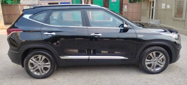 https://images10.gaadi.com/usedcar_image/3466079/original/used_car_2786359_1685880441_81a6ba4b-7633-4767-9c33-cf5a321919dd.jpg?imwidth=6400