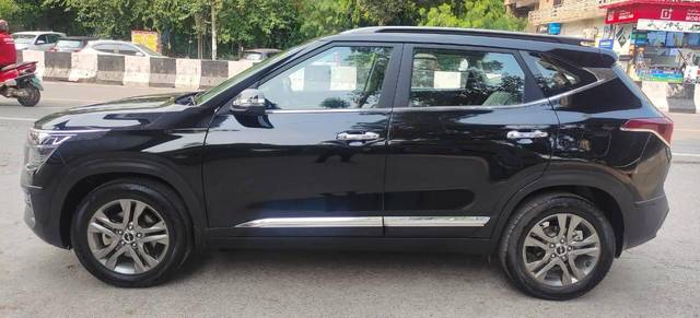 https://images10.gaadi.com/usedcar_image/3466079/original/used_car_2786359_1685880449_81a6ba4b-7633-4767-9c33-cf5a321919dd.jpg?imwidth=6402