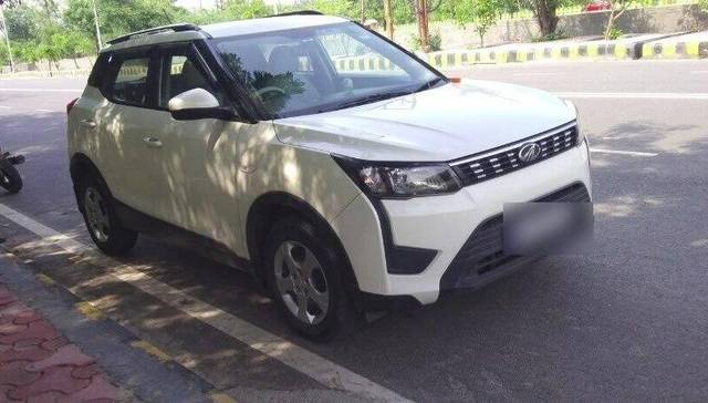 https://images10.gaadi.com/usedcar_image/3466165/original/6a929928-6436-490b-8ee9-c13e4be1a26f-VCC_1741144_116_1685283601_8be072ad-b3c9-42cd-b728-f36246eff2cc.jpg?imwidth=6400