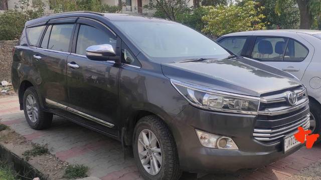 https://images10.gaadi.com/usedcar_image/3466169/original/eda87999-3e68-4234-bdf9-981405f3a886_51be4177-45b1-430f-a666-53b4877009ee.jpg?imwidth=6400