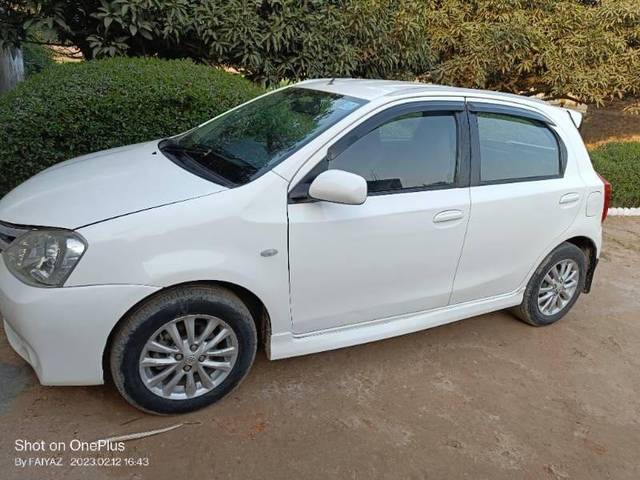 https://images10.gaadi.com/usedcar_image/3466178/original/8aff42fc-0b34-4ae8-a0cc-93a12954afed_a8263805-6eef-4a1e-82af-6ff6ed54aa0d.jpg?imwidth=6401