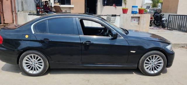 https://images10.gaadi.com/usedcar_image/3466290/original/42e93439-61c2-4f1f-adb7-73f5dd152903-VCC_IMG_1685263982096_1741130_97_1685265199_b17b3a07-e401-46bb-9fc5-e17c0b76110a.jpg?imwidth=6401