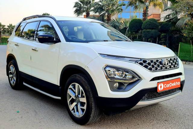 https://images10.gaadi.com/usedcar_image/3466412/original/usedcar_whatsappimage2023_06_05at125252pm_2786602_1685950015_842f6dc4-2933-41e0-90ab-cdfc4db88779_b3aa8708-f15a-4012-b20e-0f1926e643de.jpeg?imwidth=6400