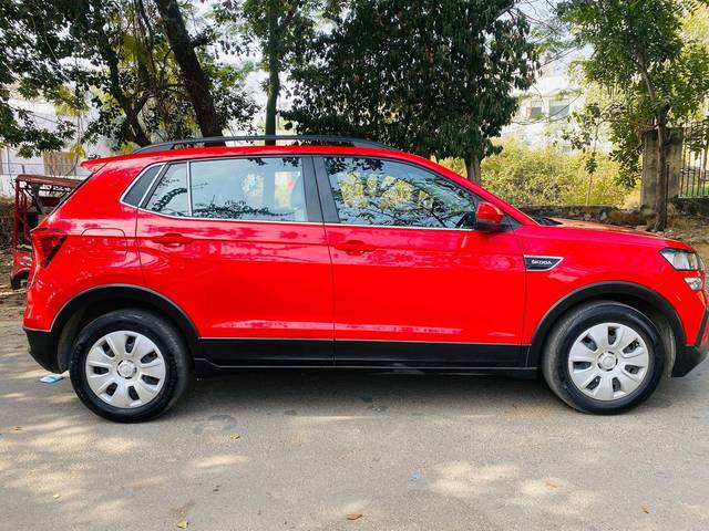 https://images10.gaadi.com/usedcar_image/3466873/original/processed_img2787043__usedcar_whatsappimage2023_12_25at24520pm_2__2787043_1703591471.jpeg?imwidth=6401