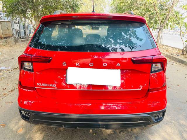 https://images10.gaadi.com/usedcar_image/3466873/original/processed_img2787043__usedcar_whatsappimage2023_12_25at24521pm_2787043_1703591471.jpeg?imwidth=6402