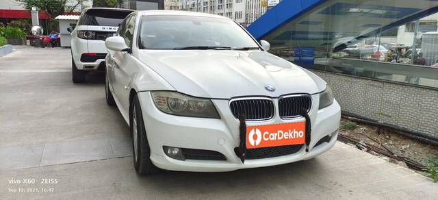 https://images10.gaadi.com/usedcar_image/3467466/original/used_car_2787595_1685967829_60ccadc9-c1cf-43a2-83b8-1f7687a0dbd9.jpg?imwidth=6400