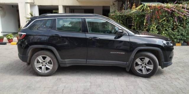 https://images10.gaadi.com/usedcar_image/3467891/original/876b1b8b-f36d-4fb4-800d-c794a8aa98d7-VCC_IMG_1685265847789_1741140_97_1685266271_10b91dcf-a0c7-4eb3-9fa8-9112d45010a2.jpg?imwidth=6401