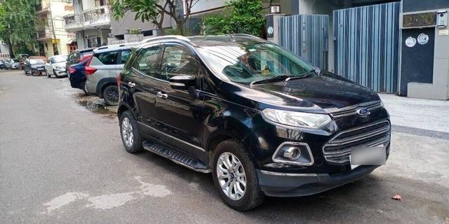 https://images10.gaadi.com/usedcar_image/3467941/original/04f7f754-5d5c-4933-a283-62972dc2dd1f-VCC_1741397_116_1685369481_de14c8ed-fd12-4929-81d2-15c36d634da3.jpg?imwidth=6400