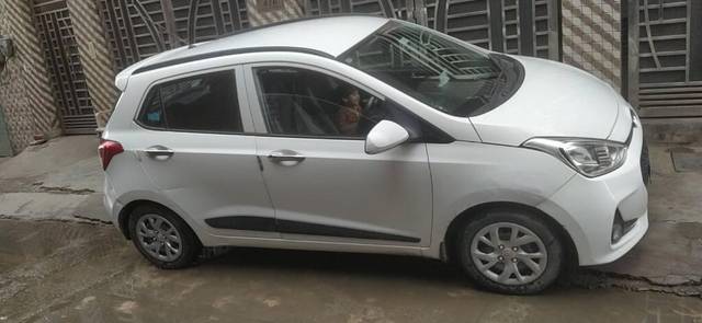 https://images10.gaadi.com/usedcar_image/3467960/original/c7eb820b-5012-4427-a259-4523c7378fe2-VCC_IMG_1685355304674_1741328_97_1685355678_4197ca5d-c191-4287-8b9d-2b2967aeff8a.jpg?imwidth=6401