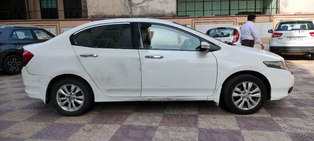 https://images10.gaadi.com/usedcar_image/3468060/original/588d73ff-49b0-4513-9710-b31ab481890c-VCC_IMG_1685417250827_1741436_97_1685417511_42288513-25a4-438d-b5aa-25d40e4e3204.jpg?imwidth=6400