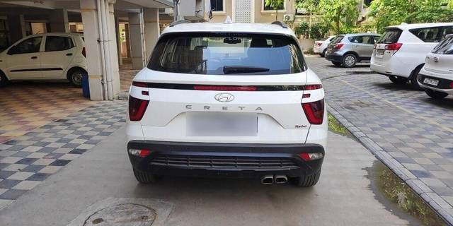 https://images10.gaadi.com/usedcar_image/3468061/original/55b7340a-736b-4acc-895f-09de9446e541-VCC_1741442_96_1685423509_2cbe9899-8100-4d48-8bc9-f54ab395f59e.jpg?imwidth=6402