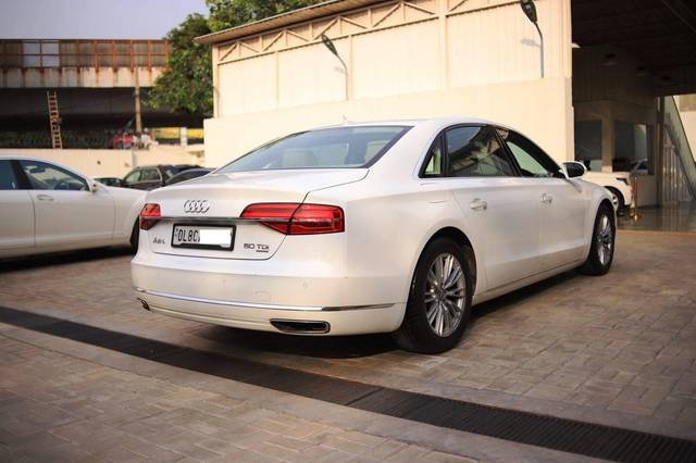https://images10.gaadi.com/usedcar_image/3468086/original/usedcar_1_6__2788124_1686031573_e2acc9bb-0b7b-4d1f-bb69-8ec7894524f2.jpeg?imwidth=6401