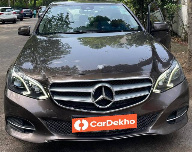 https://images10.gaadi.com/usedcar_image/3468174/original/used_car_2788197_1686034955_f4e1179e-e793-48f5-9d7a-bf805fdc6d4e.jpg?imwidth=6400