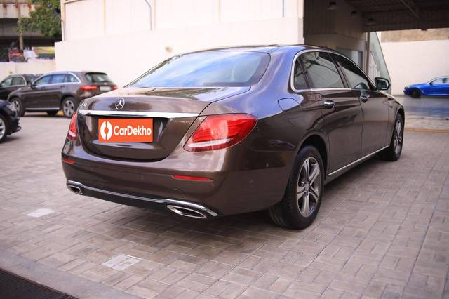 https://images10.gaadi.com/usedcar_image/3468190/original/usedcar_1_7__10151686035349_1686035384_96d19d5a-11aa-4bb3-b9c5-606efdfd589d_de5c516f-a4a7-4e0c-8b80-90950ea212c1.jpeg?imwidth=6401