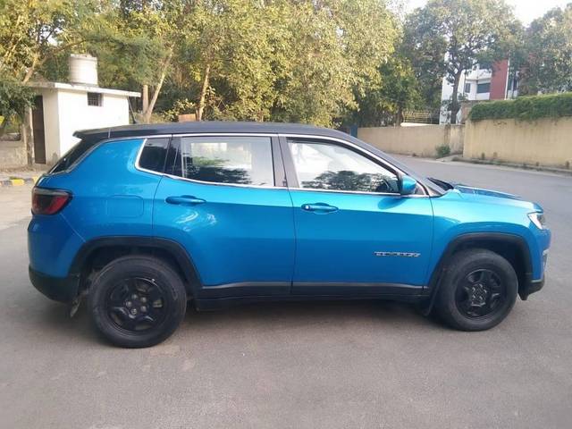 https://images10.gaadi.com/usedcar_image/3468226/original/used_car_2788243_1686036686_4535dd64-2124-4c17-9e96-5224f38aef91.jpg?imwidth=6401