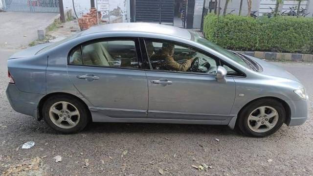 https://images10.gaadi.com/usedcar_image/3468232/original/56890fc8-eac8-4e3c-9c65-dddd93ed03a5_70813a04-ec45-46a0-b60d-a30fd180726e.jpeg?imwidth=6400