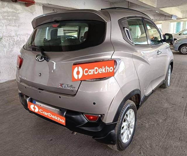 https://images10.gaadi.com/usedcar_image/3468324/original/zz1_crop_img_647efb4d3dd6b_1686043469_c82424d7-dd56-400b-b8b9-135bdcfa7052.jpg?imwidth=6401