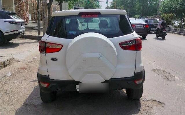 https://images10.gaadi.com/usedcar_image/3468439/original/020e5793-0227-49af-8257-a0ddbc1643c6-VCC_1741639_96_1685440532_e30e9f02-c4d9-458e-b0e6-4fad1dceda0e.jpg?imwidth=6402