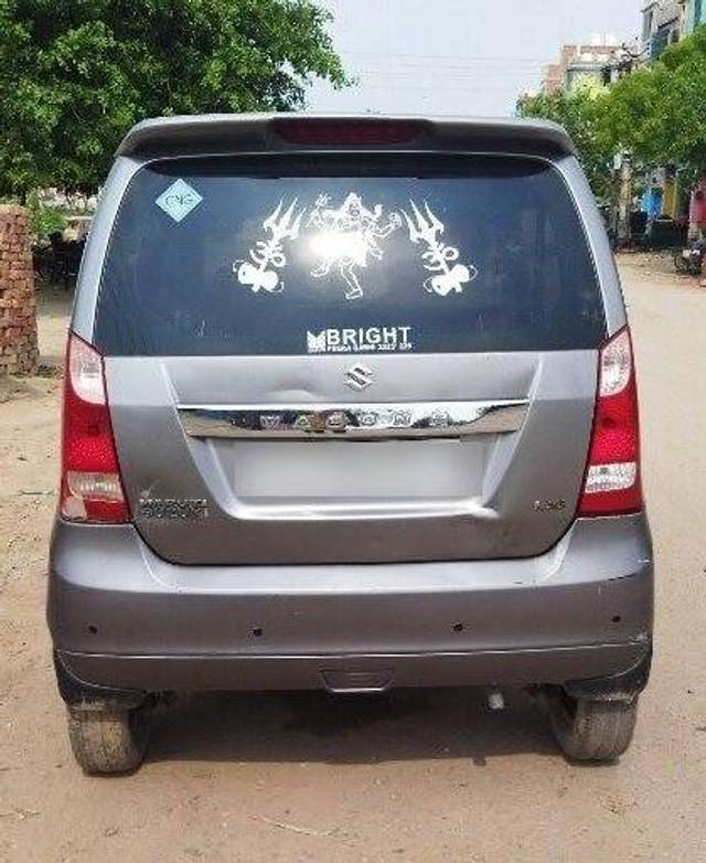 https://images10.gaadi.com/usedcar_image/3468565/original/46b48711-aa3c-4e47-8dc8-2fd498f6c31f-VCC_1741675_96_1685443999_7c4a6b77-269c-4554-90dd-bb2c13004387.jpg?imwidth=6402