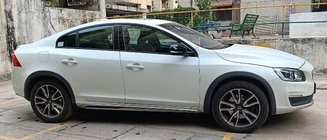 https://images10.gaadi.com/usedcar_image/3468760/original/zz1_crop_img_64800d746bad0_1686113652.jpg?imwidth=6401