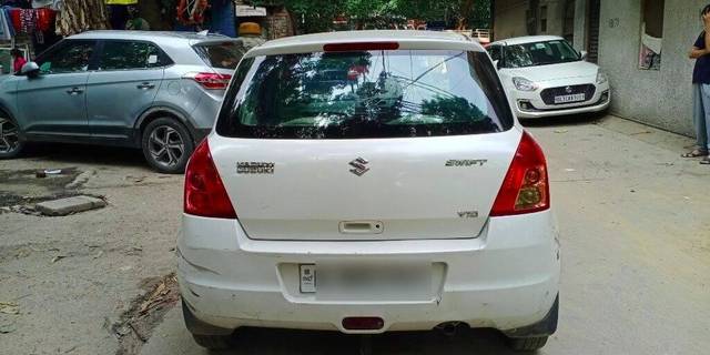 https://images10.gaadi.com/usedcar_image/3468870/original/5d429527-b4a8-4361-8725-2ae4ffb98537-VCC_1741739_96_1685449897_2fbc8315-ec66-42e8-9928-d4c60cd23ab1.jpg?imwidth=6402