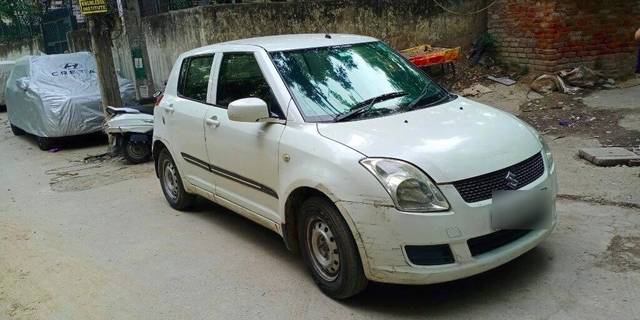 https://images10.gaadi.com/usedcar_image/3468870/original/f59a401f-6e66-4265-9949-07beb8048811-VCC_1741739_116_1685450100_2fbc8315-ec66-42e8-9928-d4c60cd23ab1.jpg?imwidth=6400