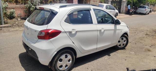 https://images10.gaadi.com/usedcar_image/3468939/original/33b1da06-4f8d-4a00-a813-f2119264f414_47c1c071-d2fb-414b-a733-7afa2a0da674.jpg?imwidth=6400