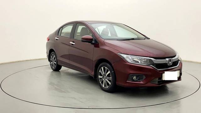 https://images10.gaadi.com/usedcar_image/3469274/original/usedcar_42_2789118_1686121336_124d801d-4c26-41c6-a034-5220cb2701ab.jpg?imwidth=6400