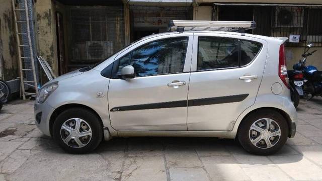 https://images10.gaadi.com/usedcar_image/3469339/original/9fd71f8a-19e4-4523-8216-8ac1a2bb3cac-VCC_IMG_1685512902056_1741853_95_1685512938_870160e5-ccbc-4e0e-81e6-8de620c839e2.jpg?imwidth=6402