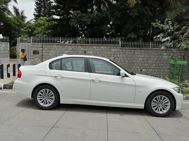https://images10.gaadi.com/usedcar_image/3469734/original/used_car_2789510_1686144262_b8dc53b0-d19f-4462-9fda-566e11303cd7_696b729b-ecf9-462d-8ff9-cc5ad6901b19.jpg?imwidth=6401