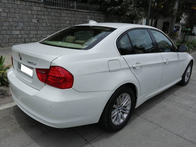 https://images10.gaadi.com/usedcar_image/3469734/original/used_car_2789510_1686144274_b8dc53b0-d19f-4462-9fda-566e11303cd7_696b729b-ecf9-462d-8ff9-cc5ad6901b19.jpg?imwidth=6402