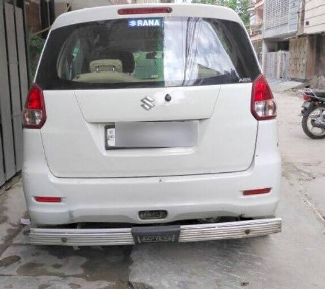 https://images10.gaadi.com/usedcar_image/3469890/original/aa3eb712-99e3-477d-8a11-ecab626271f0-VCC_1742016_96_1685595247_56571b1a-eb39-4c97-8e70-3cb911bea04a.jpg?imwidth=6402
