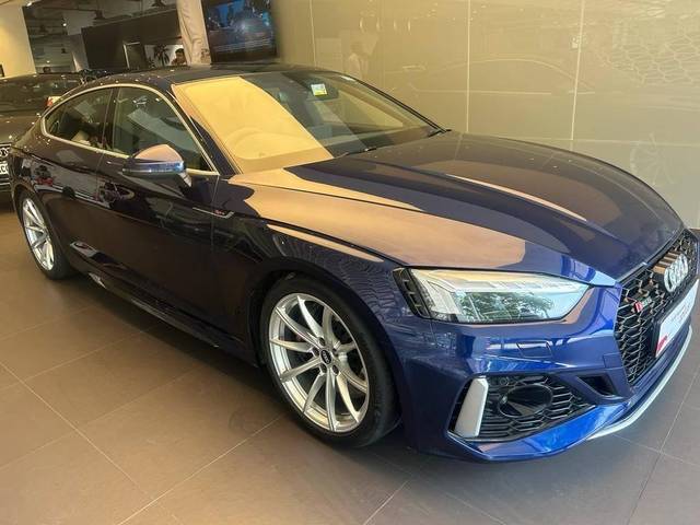 https://images10.gaadi.com/usedcar_image/3470115/original/usedcar_whatsappimage2023_05_30at51120pm_3__140381686215844_1686216223_5029d27d-e023-468e-9e1f-55ecdd8358db_7d0a1783-f3a5-4a1d-b7ef-4d63ddcfbcf7.jpeg?imwidth=6400