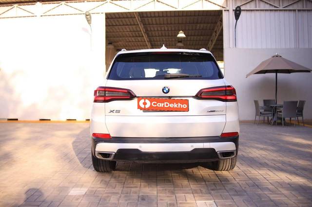 https://images10.gaadi.com/usedcar_image/3470146/original/usedcar_1_5__10151686210798_1686211000_180a002e-52fe-4f53-aeff-d756f7595bcb_02551563-c6b9-4a03-9f44-f8ca626ae452.jpeg?imwidth=6402