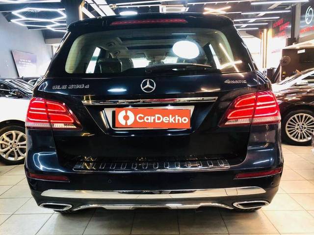 https://images10.gaadi.com/usedcar_image/3470301/original/zz1_crop_img_6482a70e07028_1686284046.jpg?imwidth=6401