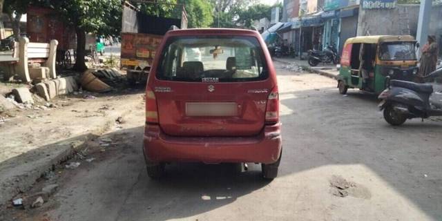 https://images10.gaadi.com/usedcar_image/3471131/original/28b5ff94-5cd7-4f9f-91a0-3b134e9a94aa-VCC_1742257_96_1685694407_4b68d6db-951f-4648-b56a-a0509bf87d40.jpg?imwidth=6401