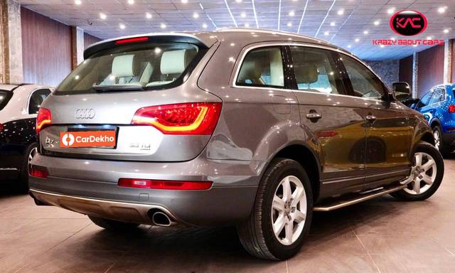 https://images10.gaadi.com/usedcar_image/3471314/original/used_car_2790801_1686309313_4559b80d-81aa-4f97-8aa1-719dc2c058b2.jpg?imwidth=6402