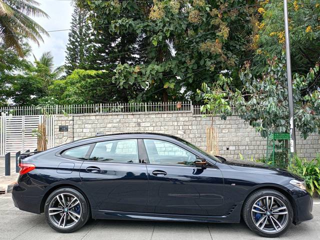 https://images10.gaadi.com/usedcar_image/3471425/original/processed_used_car_2790894_1693905996.jpg?imwidth=6402
