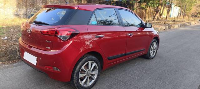 https://images10.gaadi.com/usedcar_image/3471469/original/used_car_2790933_1686315798_1e0da3de-9dc6-449d-8af4-65ce6a2669d3.jpg?imwidth=6401