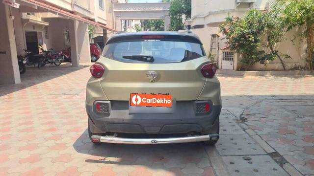 https://images10.gaadi.com/usedcar_image/3471665/original/3ac6747e-a2ab-4b48-9da4-298d0a8d414e-VCC_1742425_96_1685768627_c40f7b20-da84-4093-8675-a1b7be7047f6.jpg?imwidth=6402