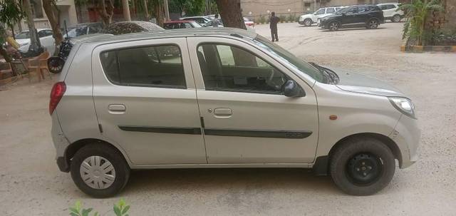 https://images10.gaadi.com/usedcar_image/3472222/original/cc5a26f1-8bd5-4b6e-bc91-553766ca6c4d-VCC_IMG_1685698770165_1742516_97_1685699081_b277b72c-0261-4680-82d7-4861e8cd5263.jpg?imwidth=6401