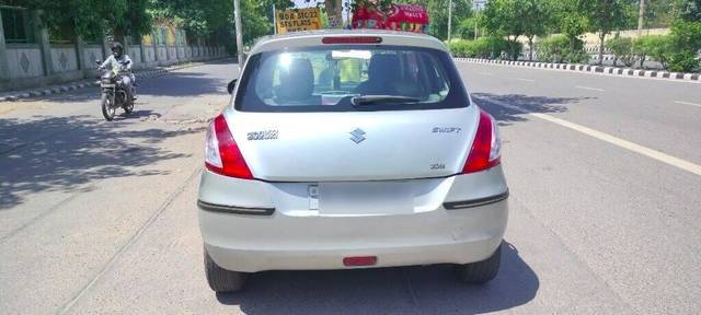https://images10.gaadi.com/usedcar_image/3472554/original/657dac23-cbe6-4a65-ad01-b9b56102392e-VCC_1742911_96_1685802899_32efa897-beef-4353-acf9-87ffa296cb4f.jpg?imwidth=6402