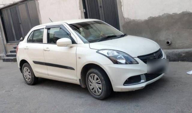 https://images10.gaadi.com/usedcar_image/3472584/original/3b70f21a-44c2-449f-9683-133dbb0efbbc-VCC_1742903_116_1685809263_f149c670-4918-4dd2-94a2-4d520e066da0.jpg?imwidth=6400