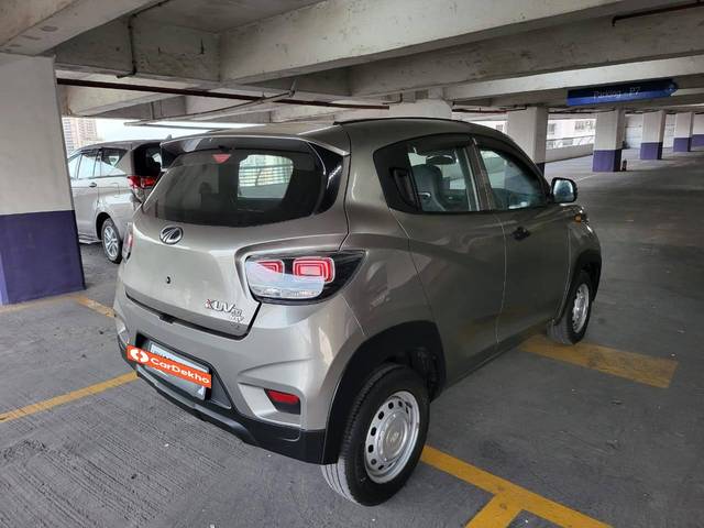 https://images10.gaadi.com/usedcar_image/3473086/original/used_car_2792188_1686515324_277ce63f-82eb-4fa6-8bbe-f8ad9bc1884a.jpg?imwidth=6402