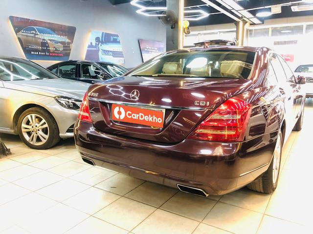 https://images10.gaadi.com/usedcar_image/3473724/original/used_car_2792762_1686559950_1021b10d-ab14-4f3f-abd0-40ee03160038.jpg?imwidth=6402